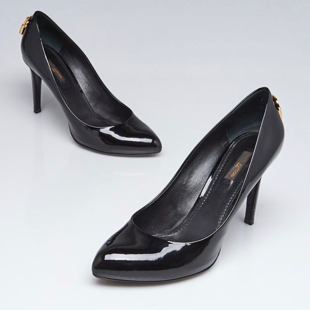 Louis Vuitton closed toe Oh Really! patent leather